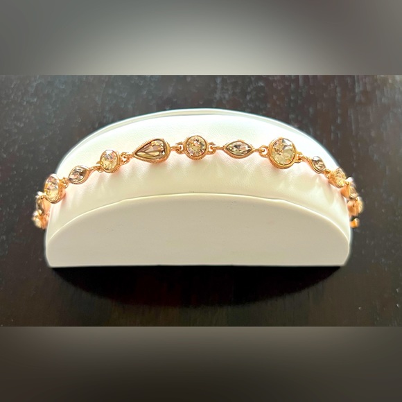 Elegant Givenchy Rose Gold 2-Toned Crystal Bracelet - Picture 7 of 9